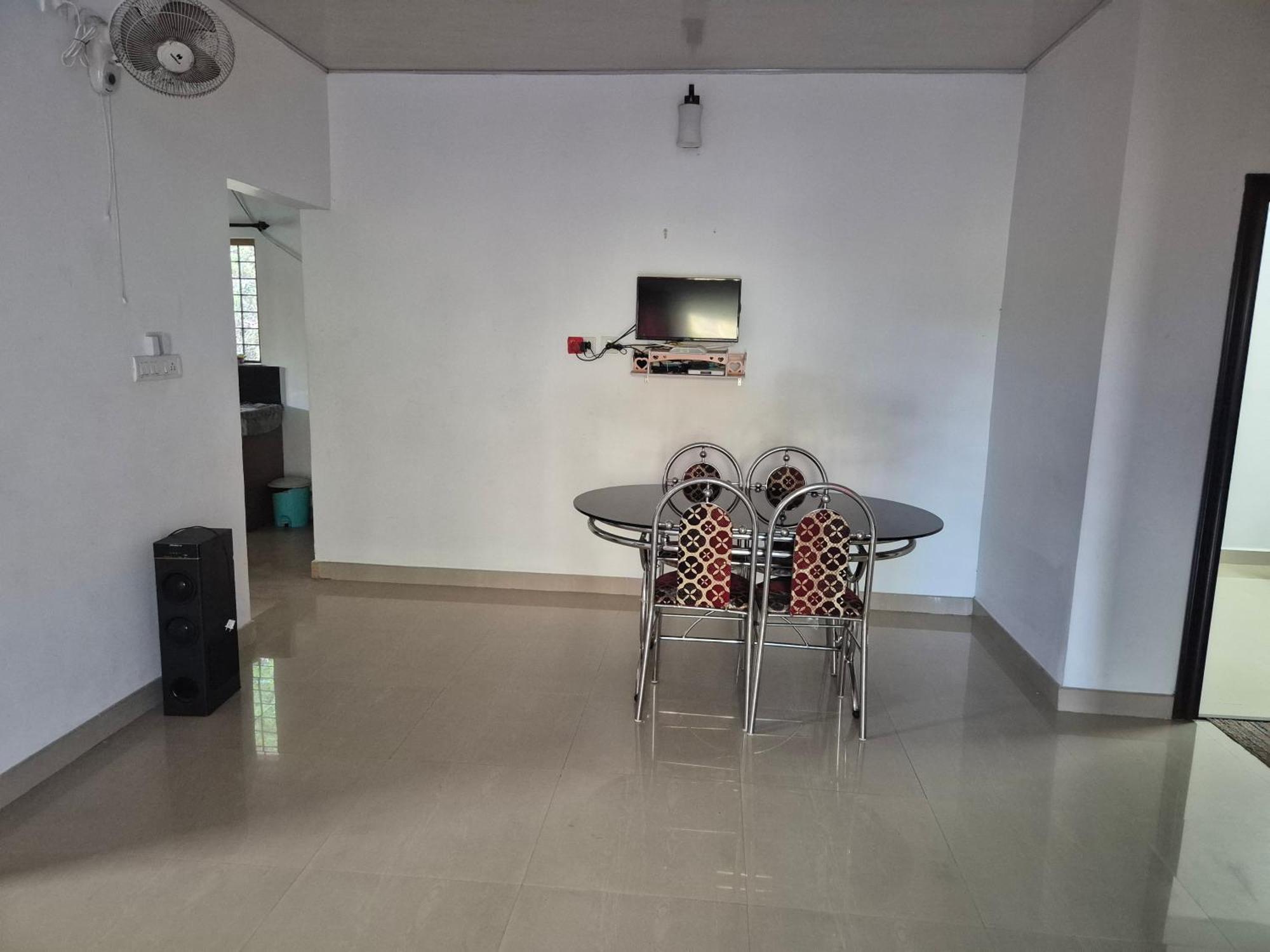 Anivilla Holiday Home Kunjithanny Anachal Buitenkant foto